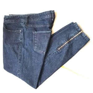 VS Kiss Jeans